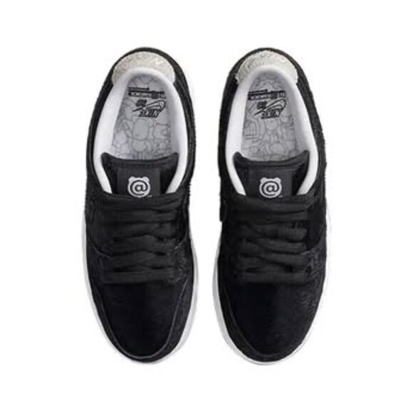 Nike SB Dunk Low Kids 'Medicom Toy' special edition collab sneakers - Picture 2 of 7